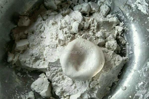 叶儿粑（猪儿粑）的做法图解1