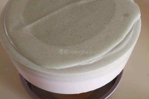 抹茶渐变慕斯的做法图解12