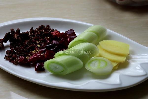 麻辣鸡爪的做法图解3
