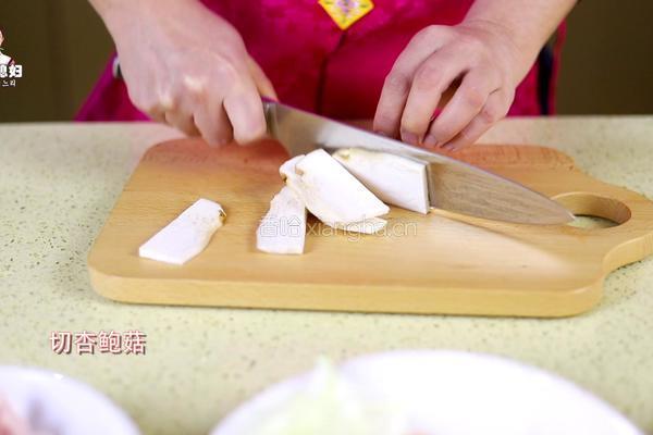 韩式辣白菜炒五花肉的做法图解3