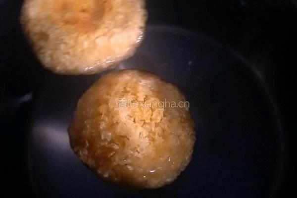 雪耳鸡旦糖水的做法图解1