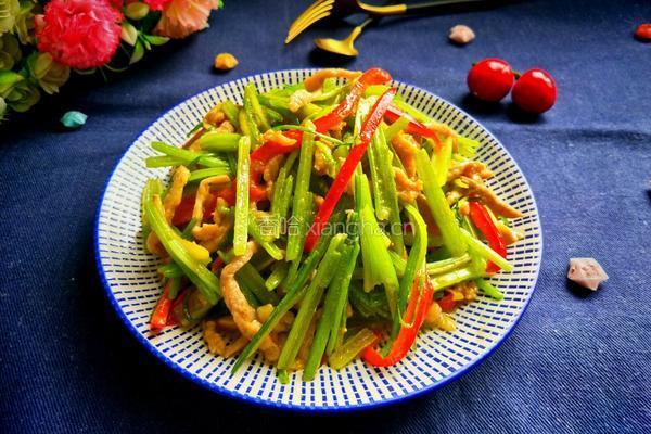 芹菜肉丝的做法图解14