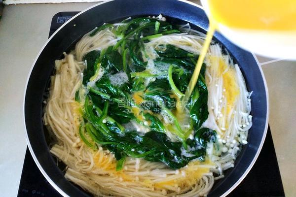 金针菇鸡蛋菠菜汤的做法图解13