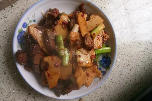 春笋伸鸭