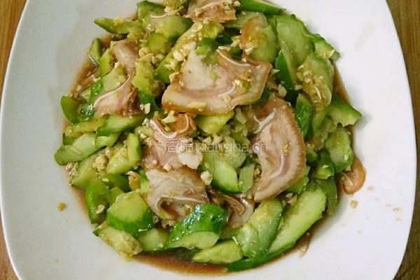 鲁菜大师蒋家常菜凉拌黄瓜耳根的做法图解3