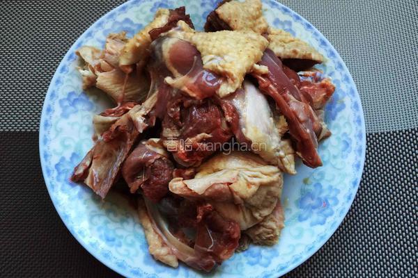 大鹅炖土豆的做法图解1