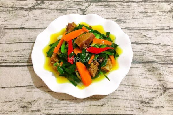 风鸭肉炒蒜苗的做法图解8