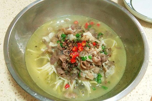 酸汤肥牛的做法图解7