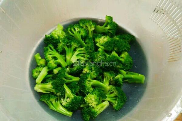 蒜香西兰花的做法图解12
