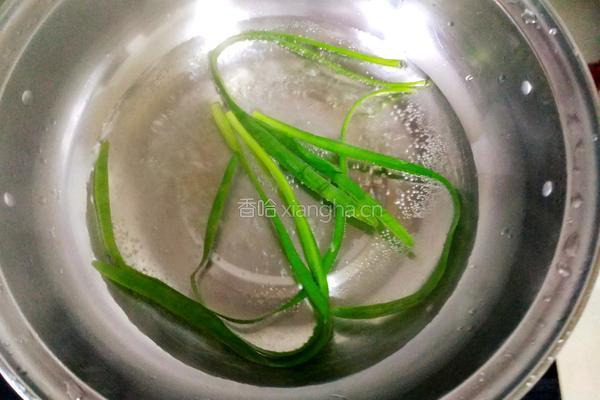 韭菜鸡蛋饼的做法图解14