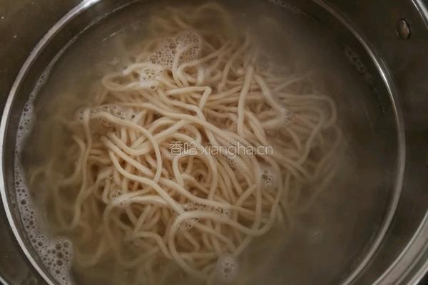 青椒肉丝打卤面的做法图解4