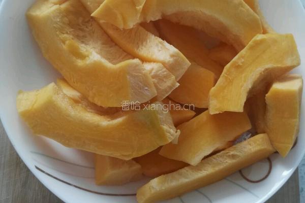 小米南瓜粥的做法图解1