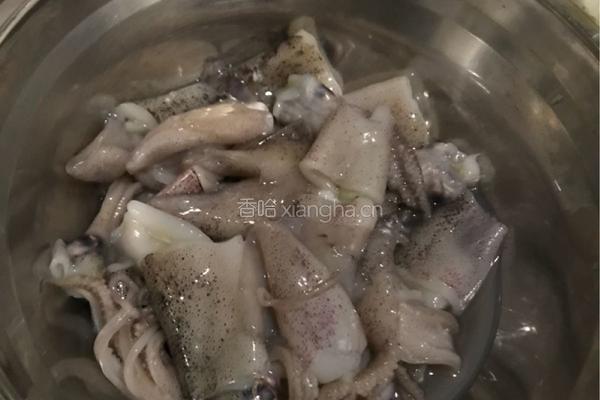 白菜炖笔管的做法图解2
