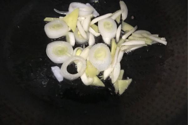 白菜炖笔管的做法图解4