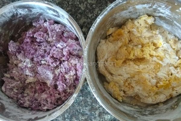 紫薯南瓜花卷的做法图解12