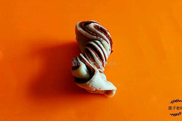 双色花卷的做法图解16