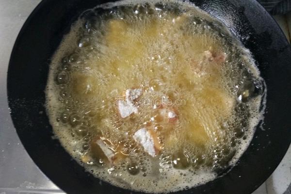 菠萝咕噜肉的做法图解8