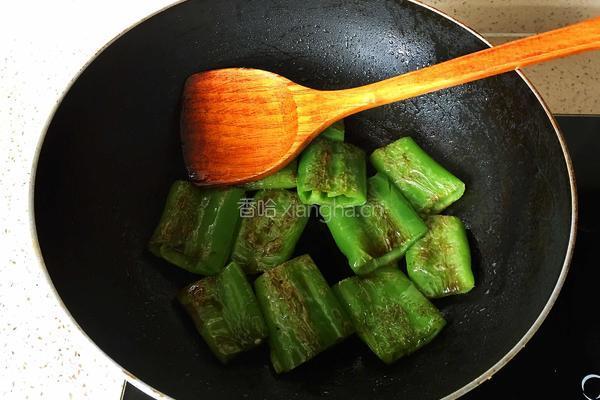 虎皮尖椒的做法图解5