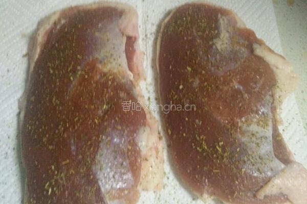 煎鸭胸肉配柳橙酱的做法图解1