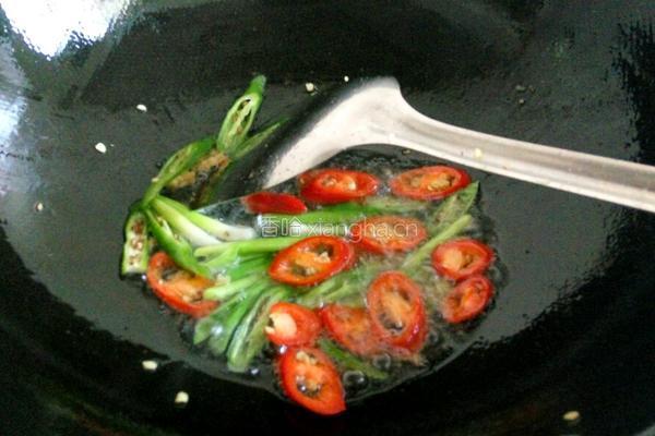 猪肉炒素鸡的做法图解7