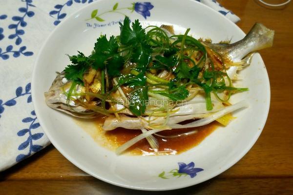 清蒸鲳鱼的做法图解9