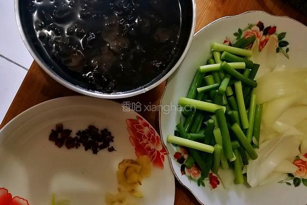 过油肉小花卷的做法图解2