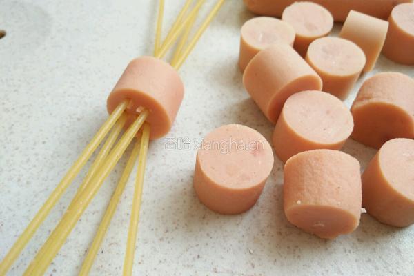 茄汁牛肉穿肠意面的做法图解1