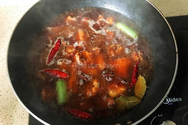 红烧童子鸡的做法图解11