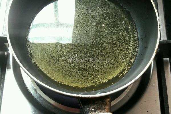 蒜蓉凉拌金针菇的做法图解7