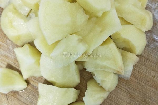 鸡爪子炖土豆的做法图解7