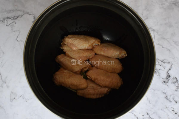 盐焗鸡翅的做法图解7