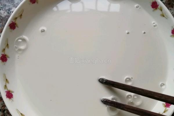 麻油老干妈拌凉粉的做法图解2