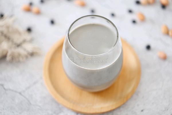 芝麻黑豆豆浆的做法图解8