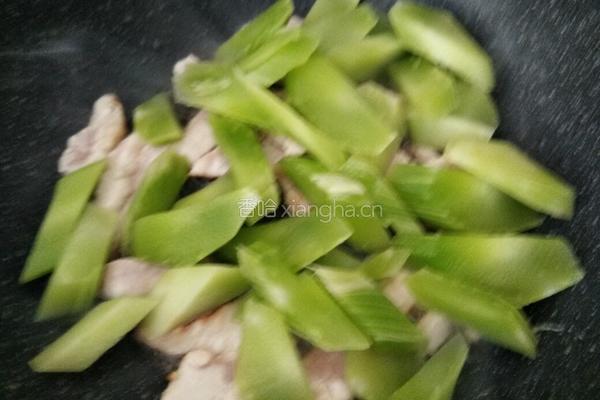 莴笋炒肉的做法图解6