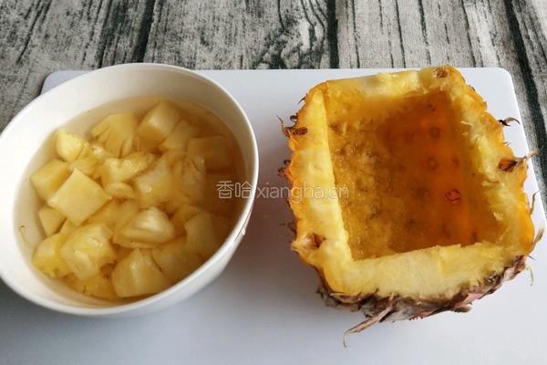 菠萝炒饭的做法图解1