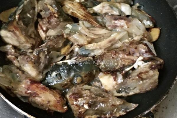 沙锅鱼头的做法图解8