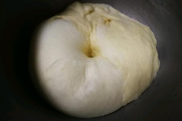 黑加仑椰蓉花环面包的做法图解9