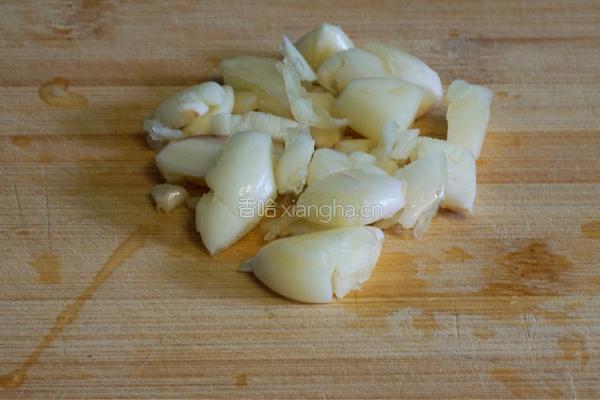 清炒菠菜梗的做法图解3