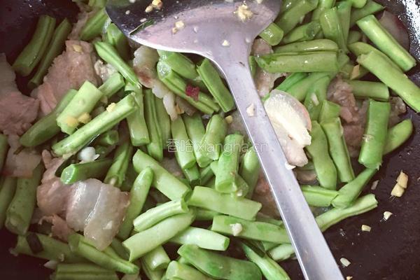 新疆豆角焖面的做法图解5