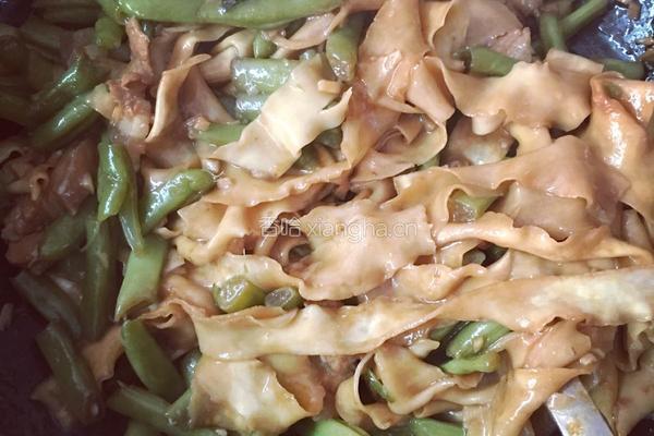 新疆豆角焖面的做法图解8