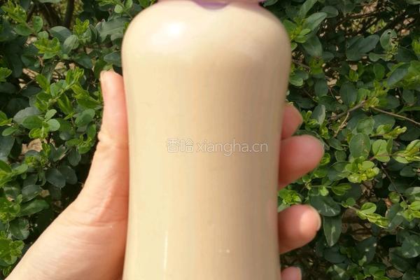 樱花粉圆珍珠奶茶的做法图解1