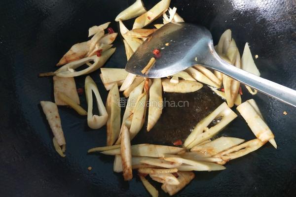 春笋炒腊肠的做法图解11