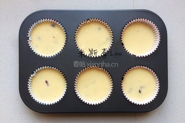 香草蔓越莓玛芬(传统法)的做法图解11