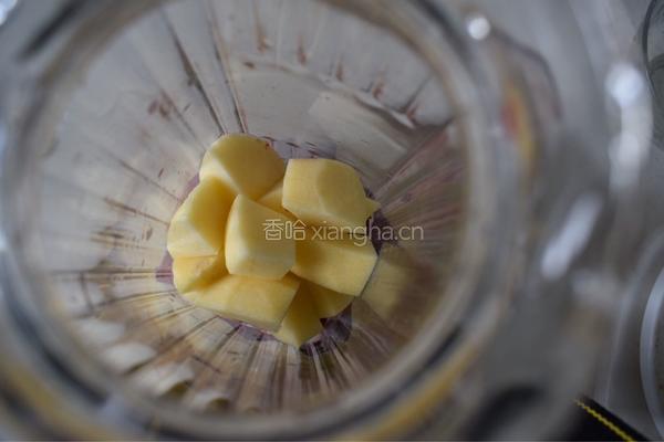 菠萝新吃法：菠萝水果茶的做法图解3