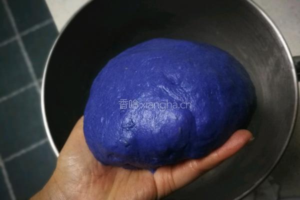 紫蝶花星空面包的做法图解7