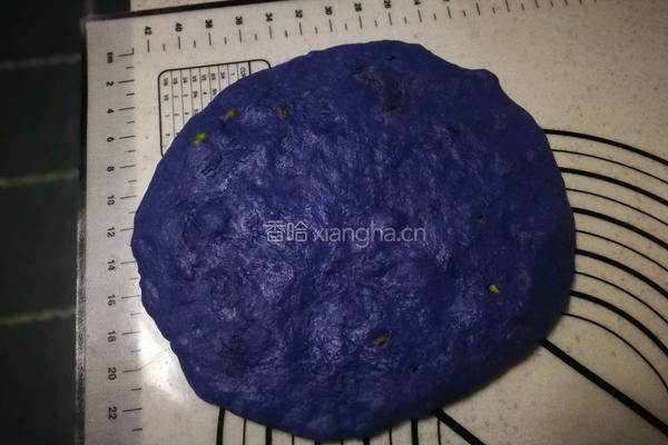 紫蝶花星空面包的做法图解9