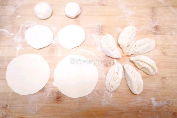菠萝春笋鲜肉饺的做法图解9