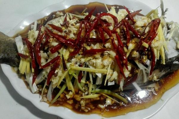 蒜爆鲤鱼的做法图解10