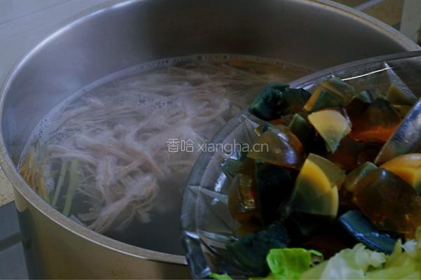 皮蛋生菜瘦肉粥的做法图解9