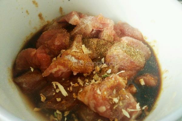 炸酥肉的做法图解2